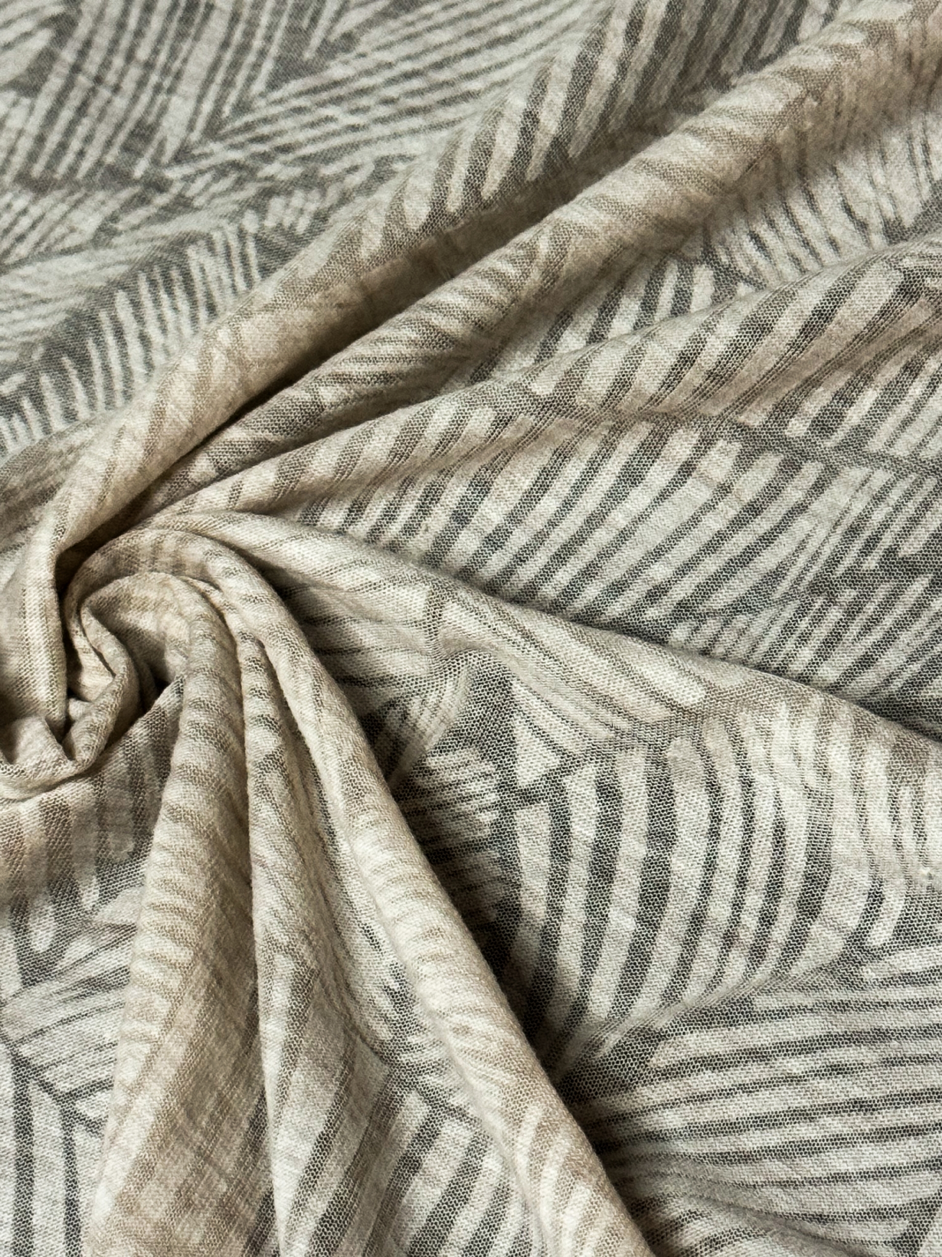 FANTAZY DEVORE SUPREME FLORAL