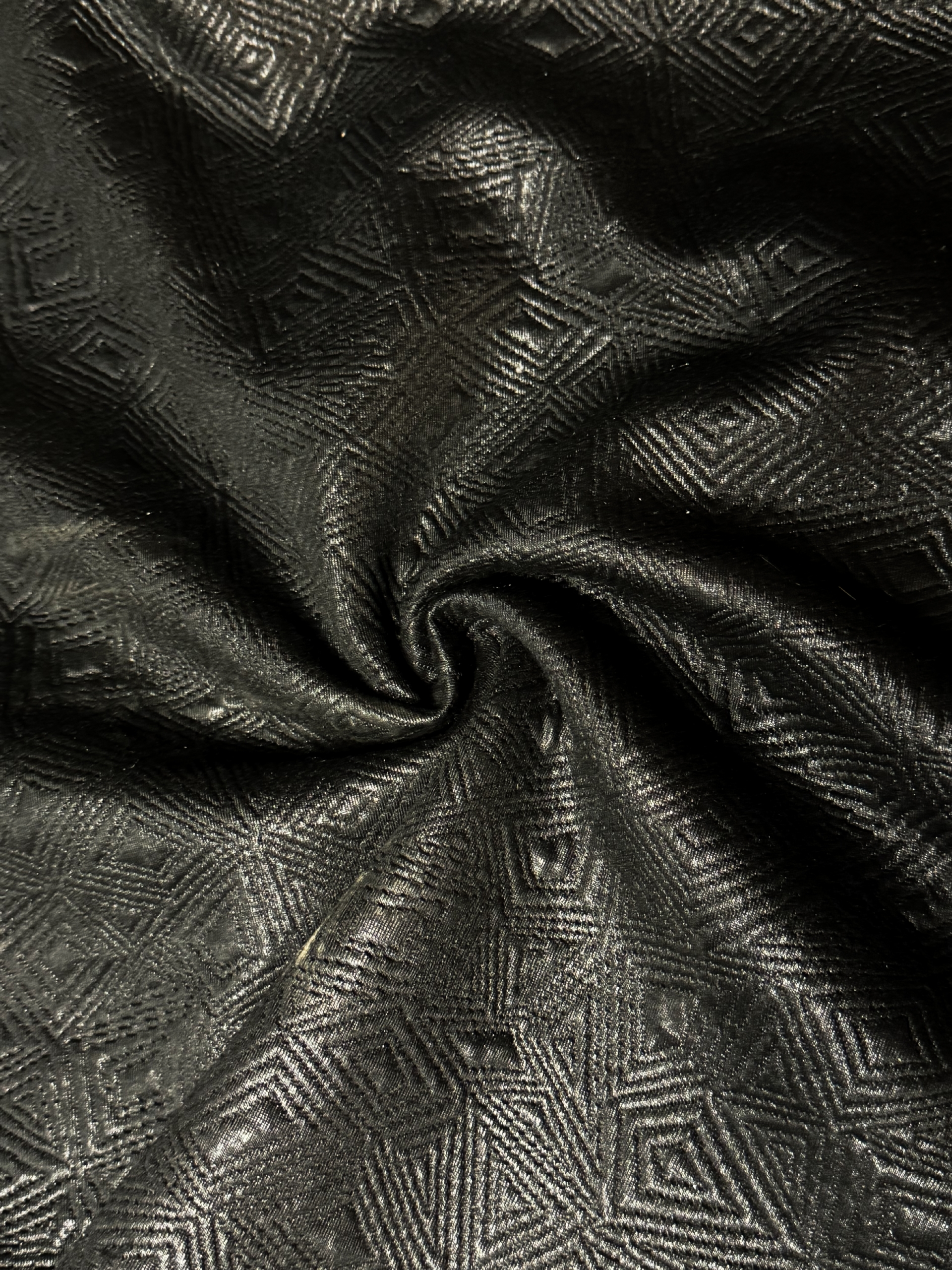 FANTAZY FOIL CAPITONE GEOMETRIC