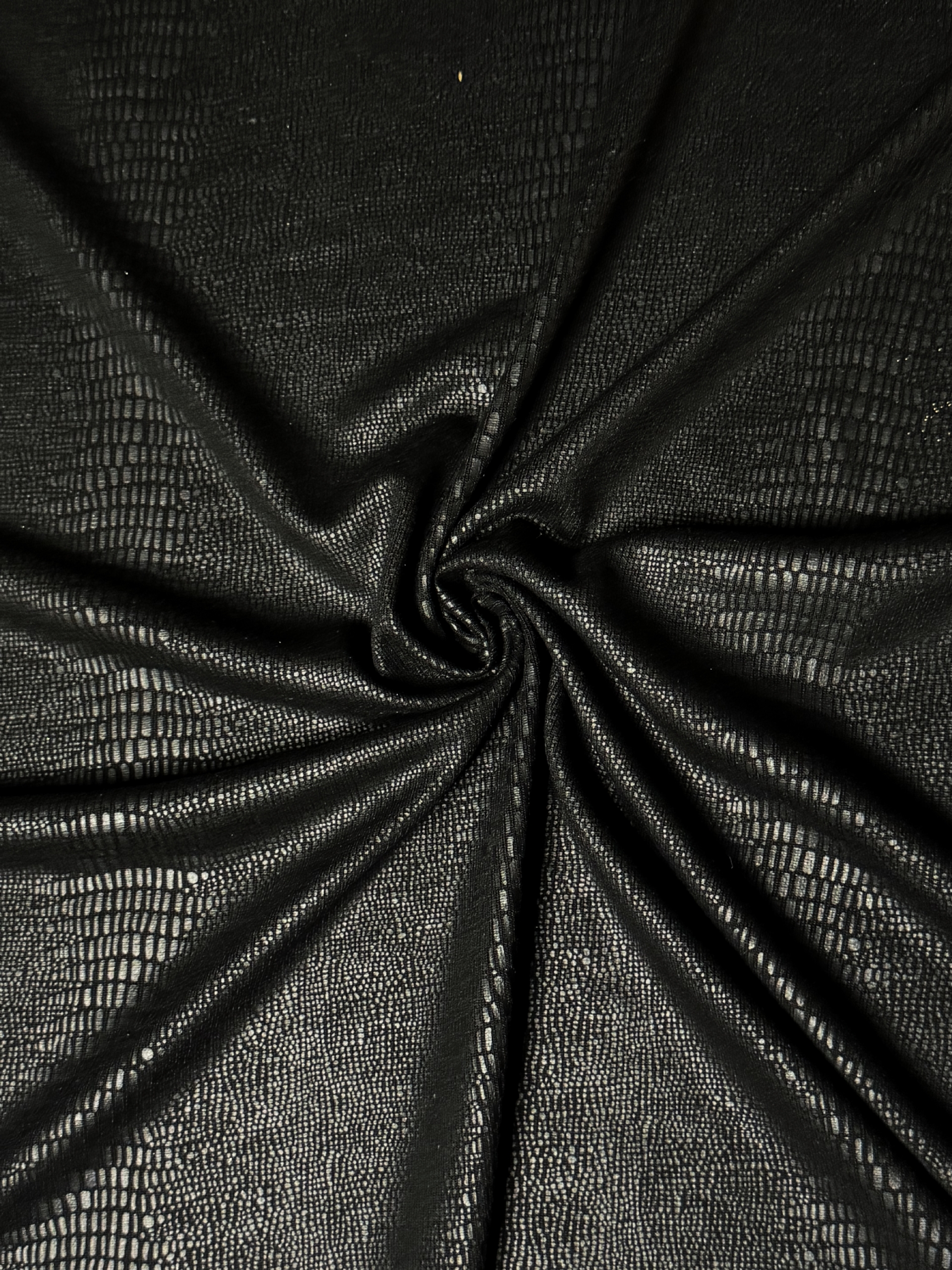 FANTAZY FOIL SUPREME ANIMAL PRINT