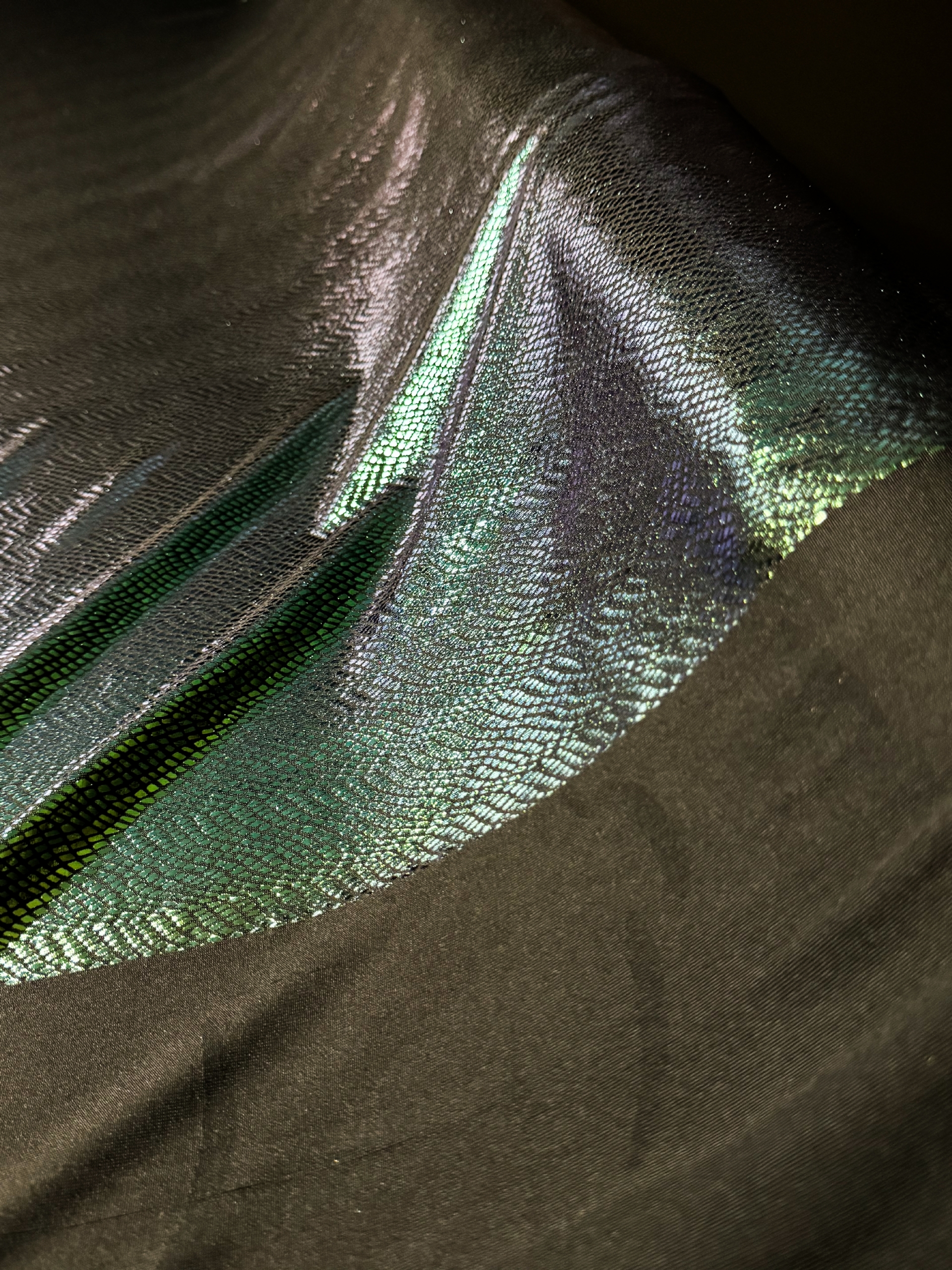 FANTAZY FOIL SUPREME ANIMAL PRINT GREEN SNAKE