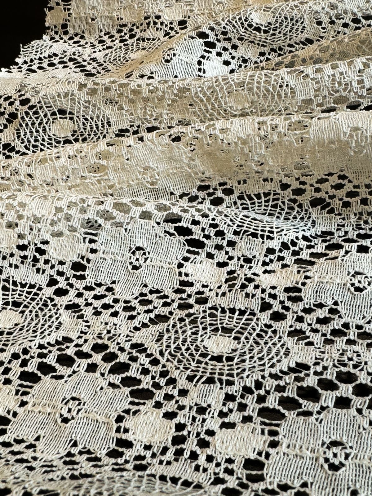 LACE FLORAL COTTON