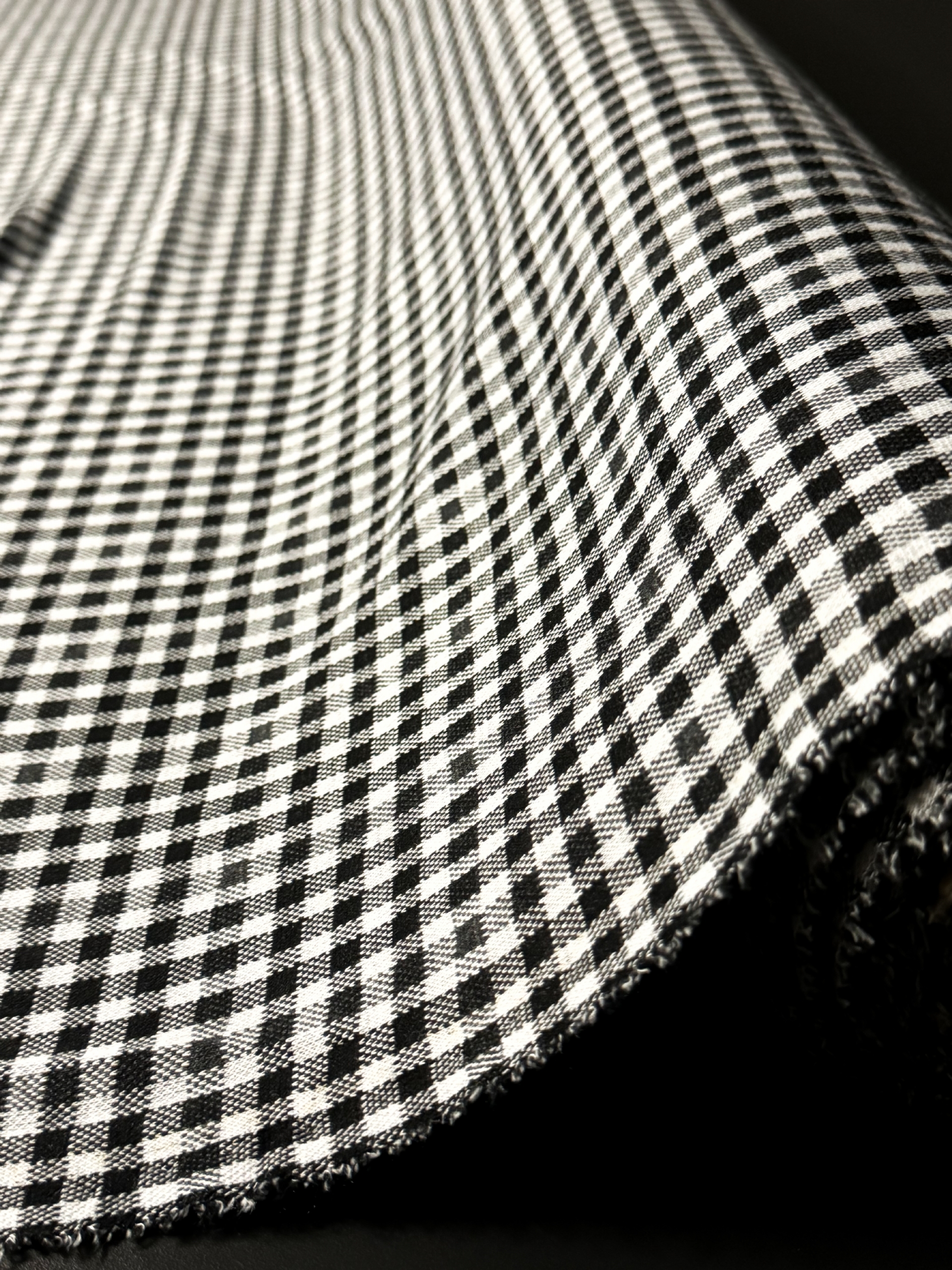 JAQAR INTERLOCK FLAT GEOMETRIC CHECKMATE