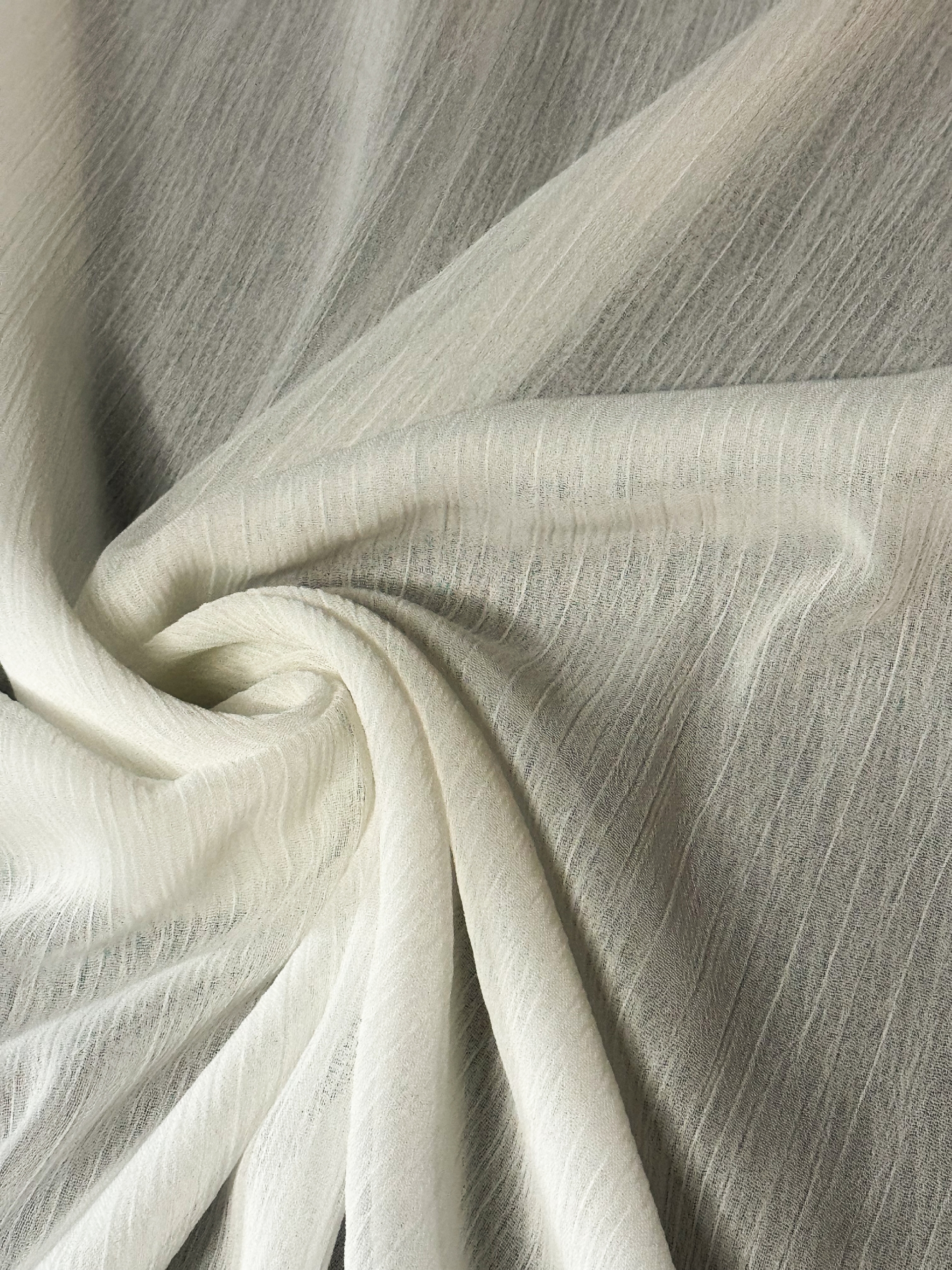 WOVEN CHIFFON PLAIN