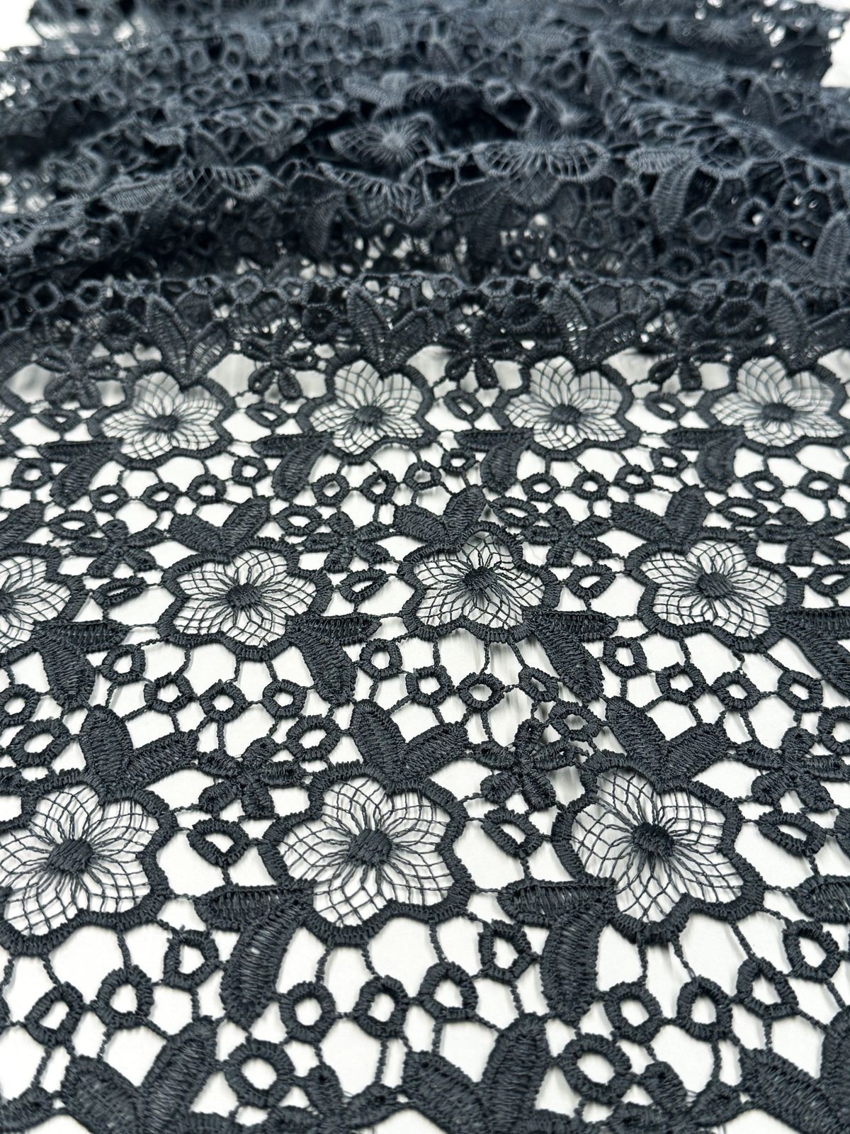 LACE GUPUR FLORAL