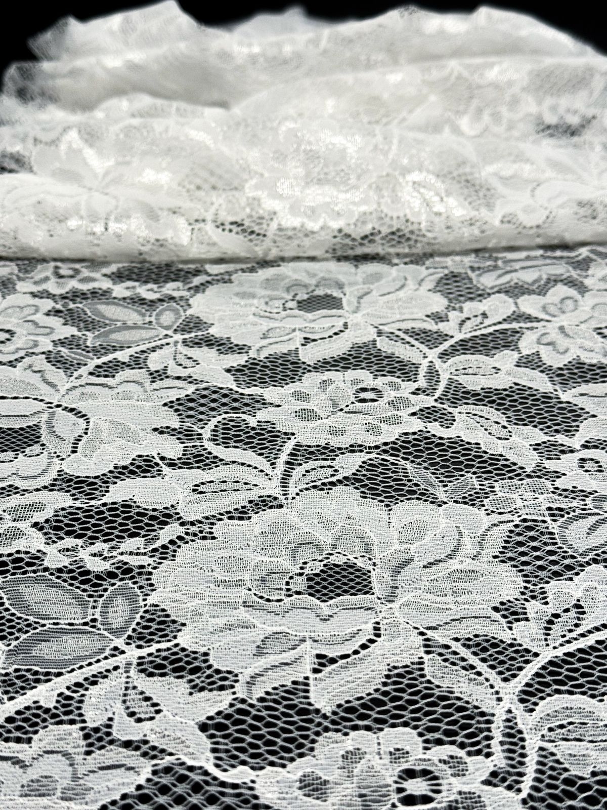 LACE YARNDYED FLORAL